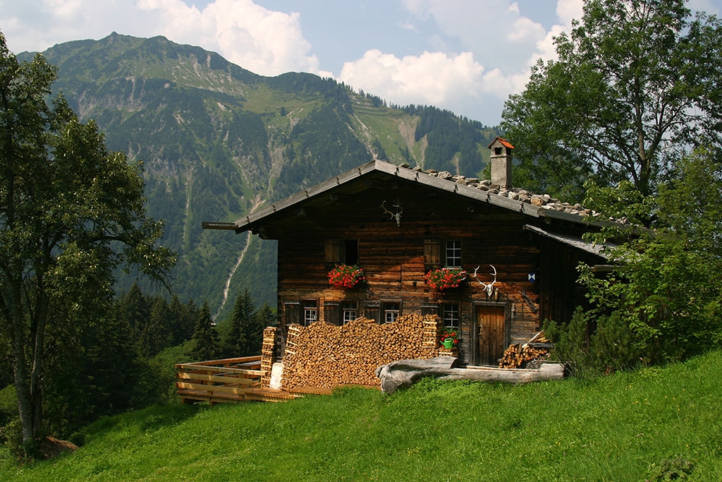 Schöne Hütten und herrliche Ausblicke: Wandern im Allgäu