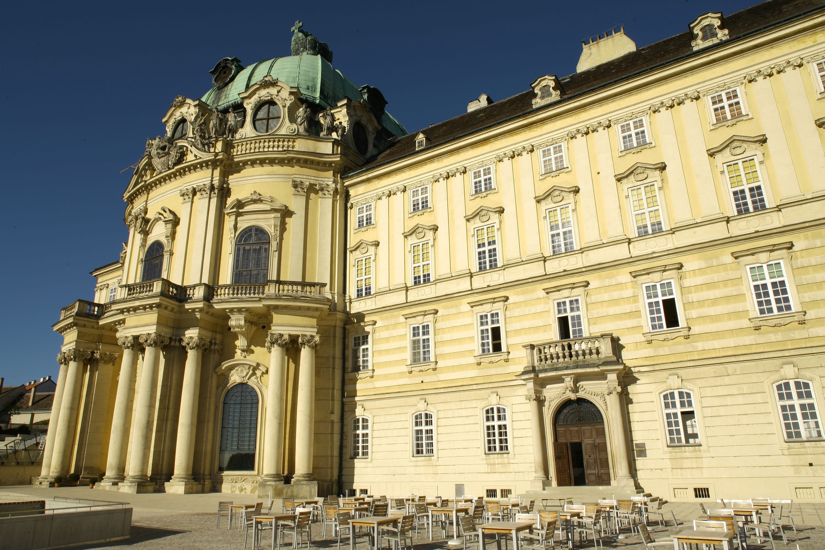Der Stift Klosterneuburg im Wienerwald